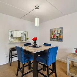 The Tulip By Dny Prime Apartment Tampa