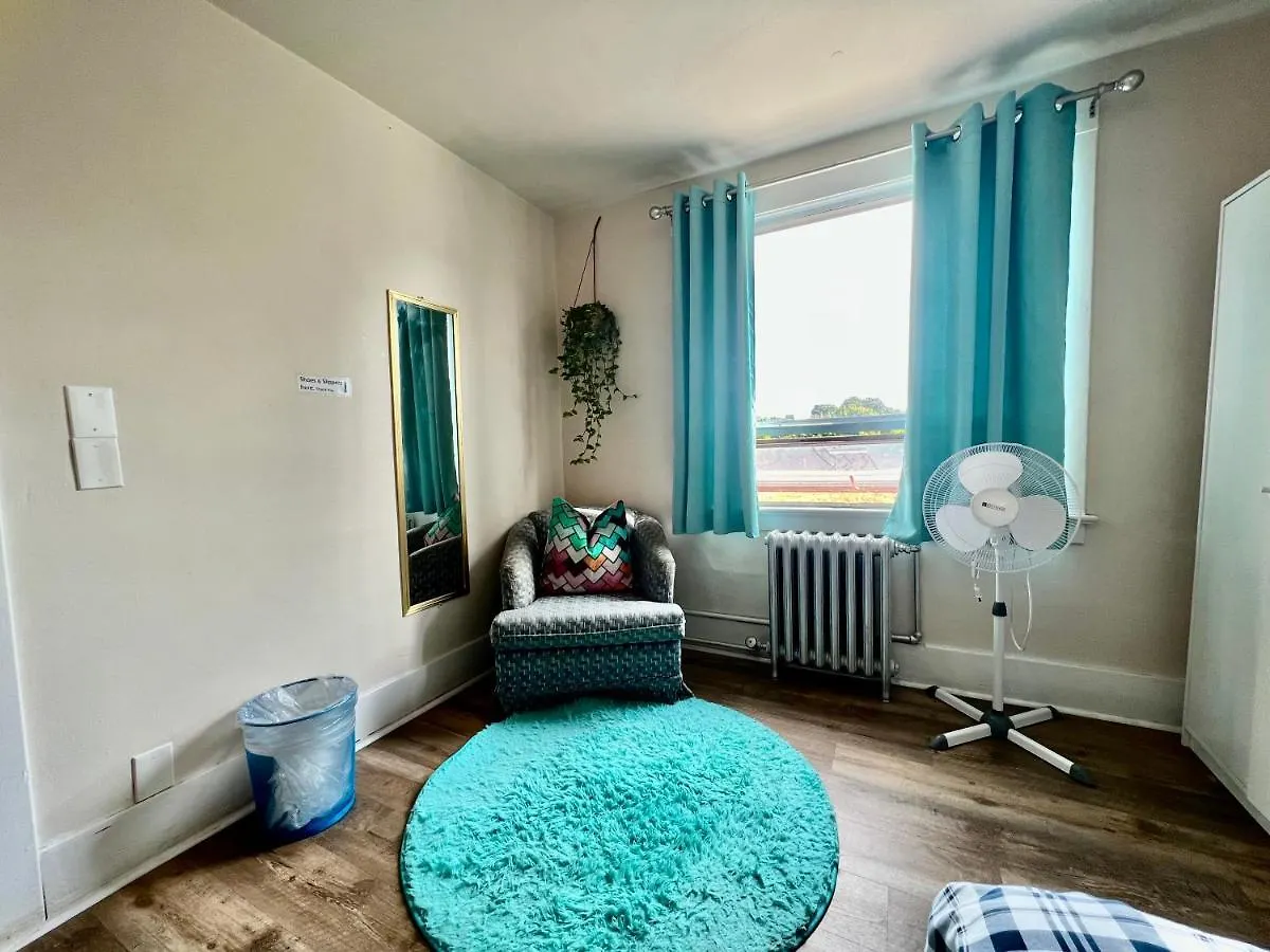 Private Room With Shared Bathrooms And Air Conditioning 10 Minutes From Seatac Airport Seattle 0*,  Verenigde Staten